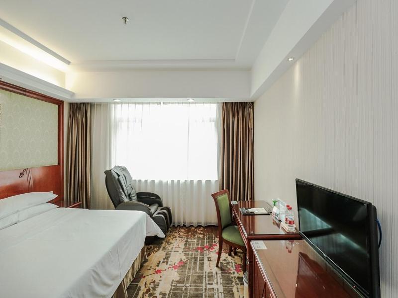 Vienna Hotel Dongguan Hou Street Wanda Plaza Экстерьер фото